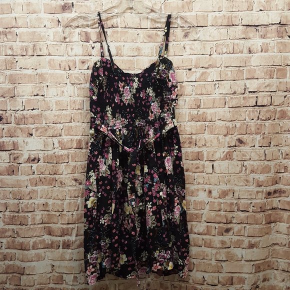 She's Cool Summer Dress Size Small - Picture 6 of 12